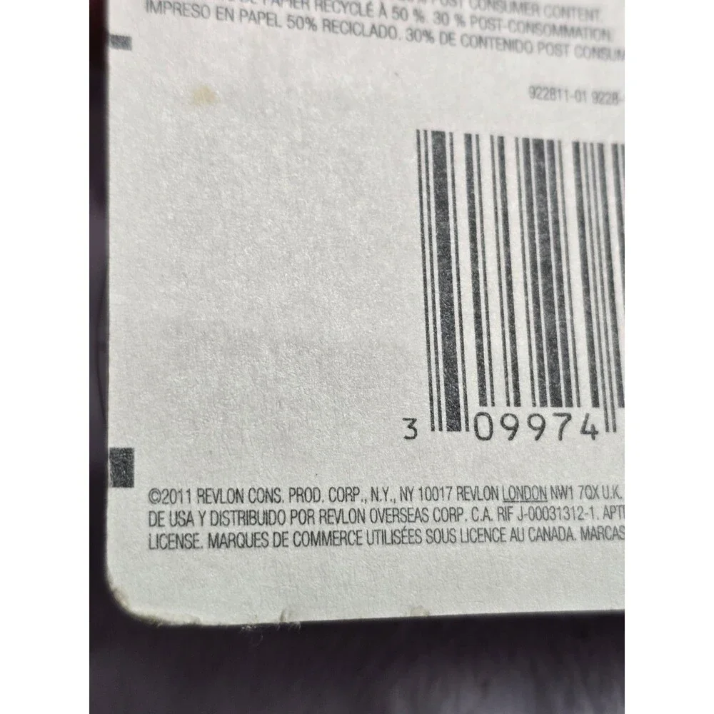 Revlon Eyelash Curler 16910 Natural Curl Carded Chrome New Beauty Tool Eye Lash